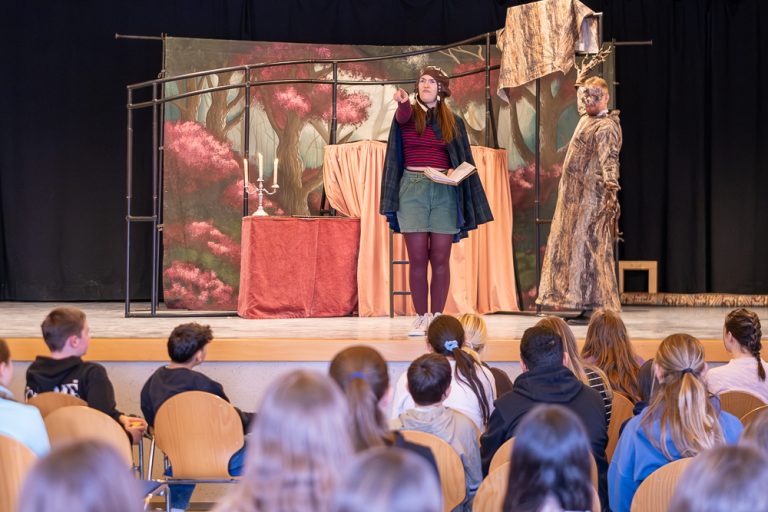 Aufnahme aus der englischen Theateraufführung