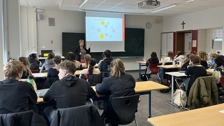 Präsentation in einem Klassenzimmer