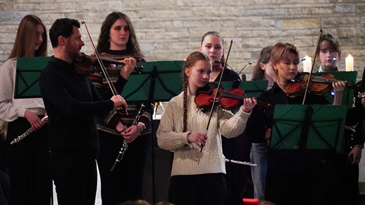 Stimmungsvoll und abwechslungsreich: Weihnachtskonzert des Caspar-Vischer-Gymnasiums