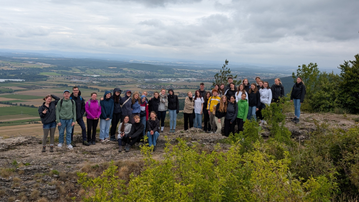 Gruppenbild der Geographiekurse
