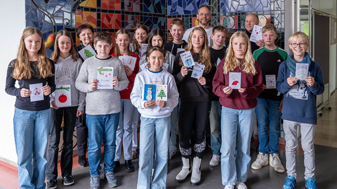 „Wir denken an Sie – besonders im Advent!“ Herzensbildung für unsere Schüler und Weihnachtsgrüße für Senioren