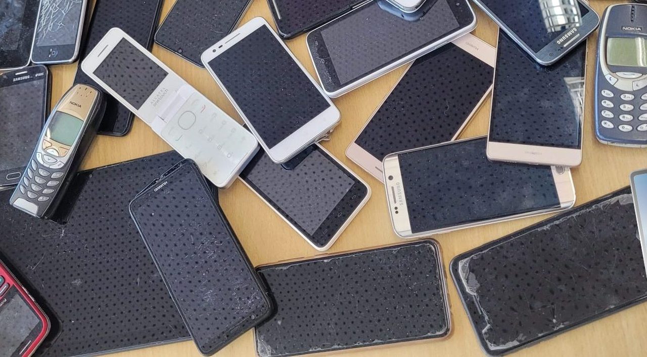 Kleiner Einsatz, große Wirkung: Unsere Handysammelaktion für eine gerechtere Welt