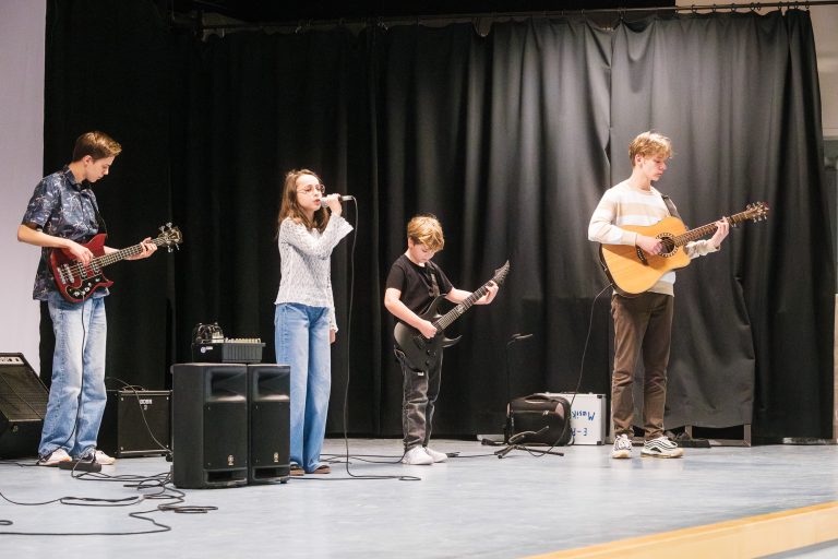 Auftritt der Schulband