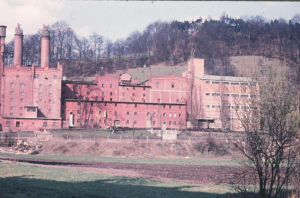 Seitenansicht der Mälzerei Zeitler