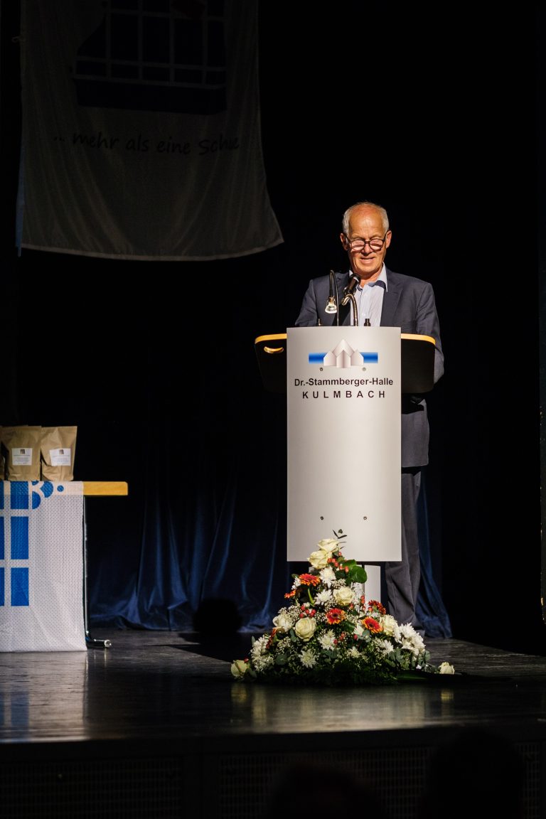 Vorsitzender des Fördervereins am Rednerpult